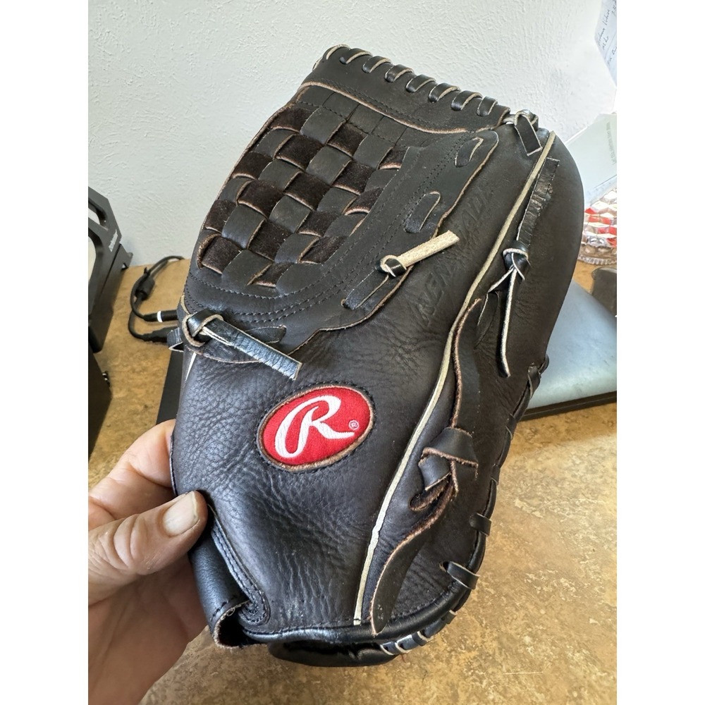 Rawlings Baseball Glove RS120 RHT 12"RENEGADE